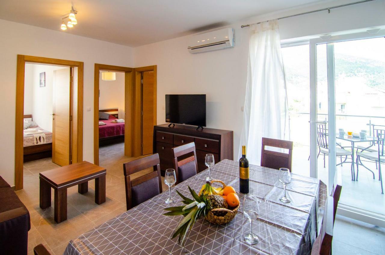 Apartments Sara 2 Μπολ Εξωτερικό φωτογραφία