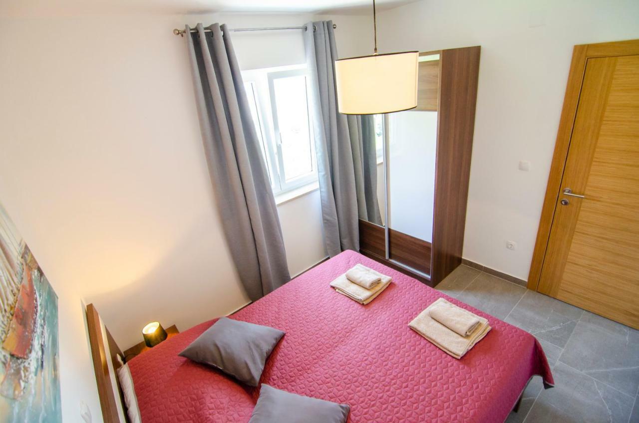 Apartments Sara 2 Μπολ Εξωτερικό φωτογραφία