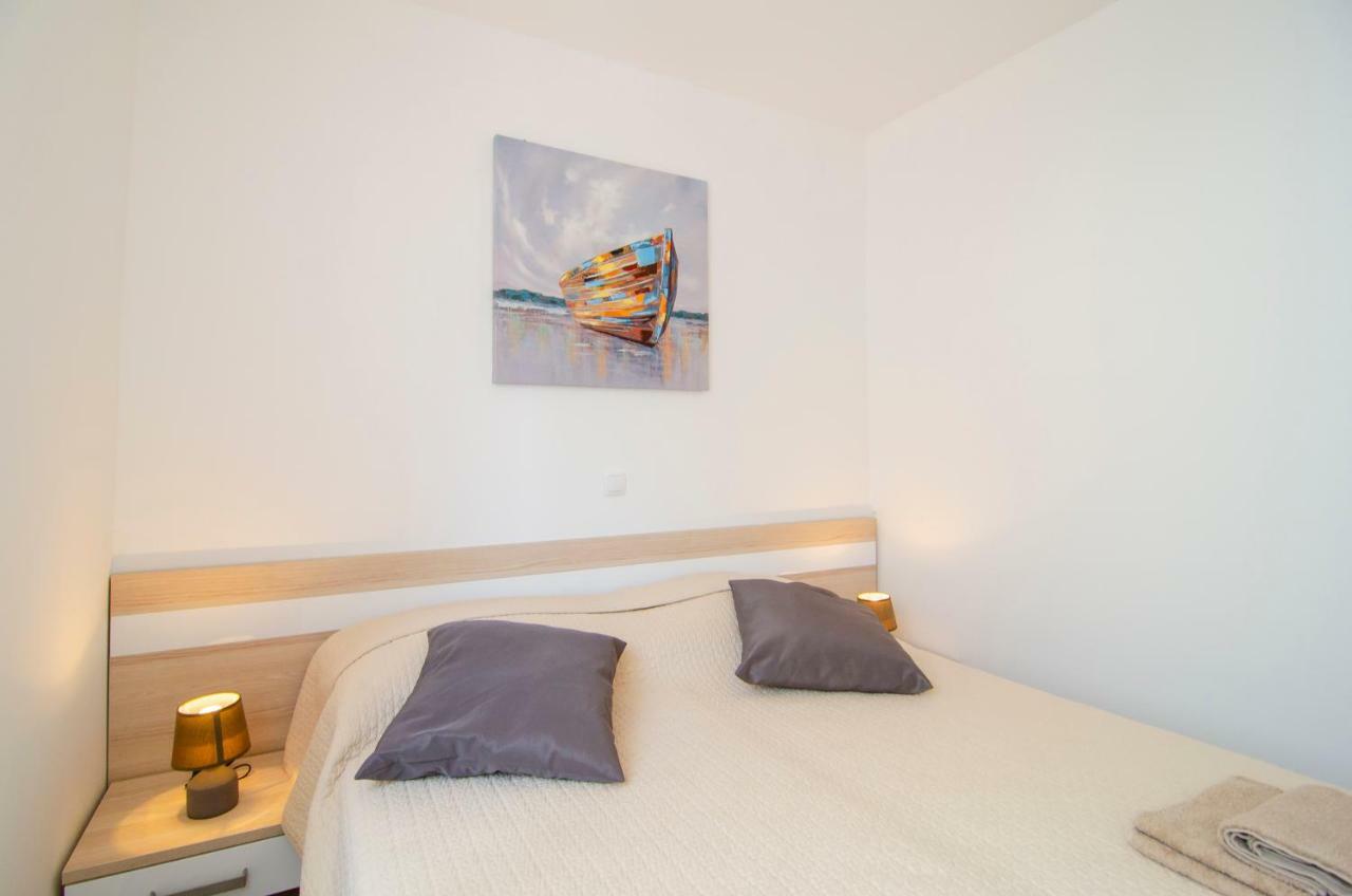 Apartments Sara 2 Μπολ Εξωτερικό φωτογραφία