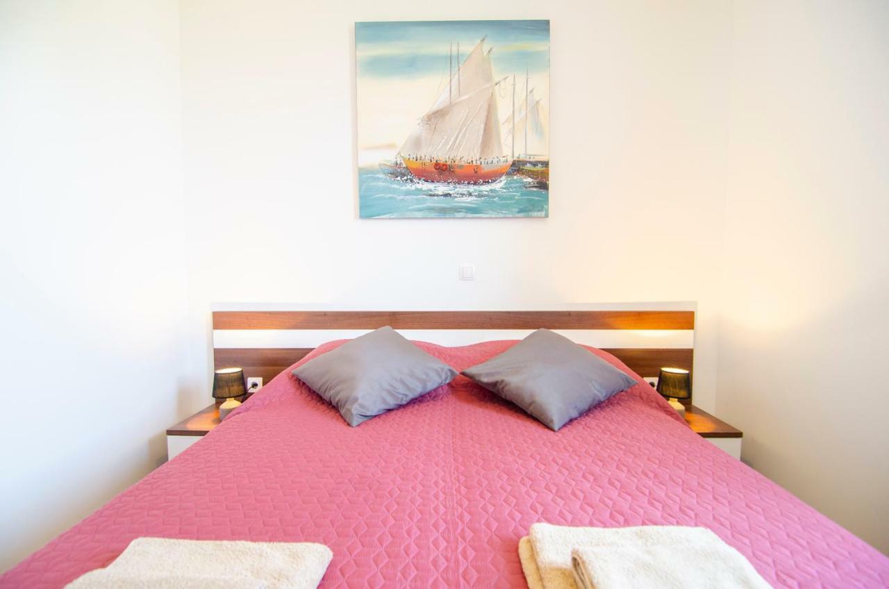 Apartments Sara 2 Μπολ Εξωτερικό φωτογραφία