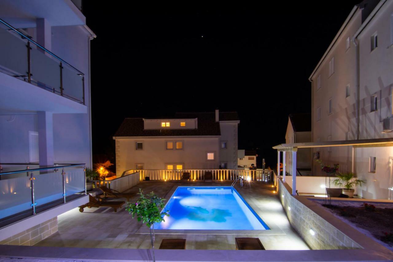 Apartments Sara 2 Μπολ Εξωτερικό φωτογραφία