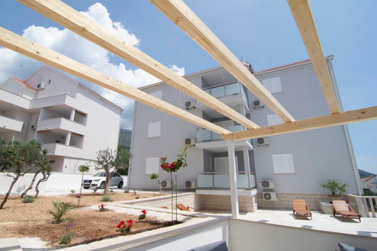 Apartments Sara 2 Μπολ Εξωτερικό φωτογραφία