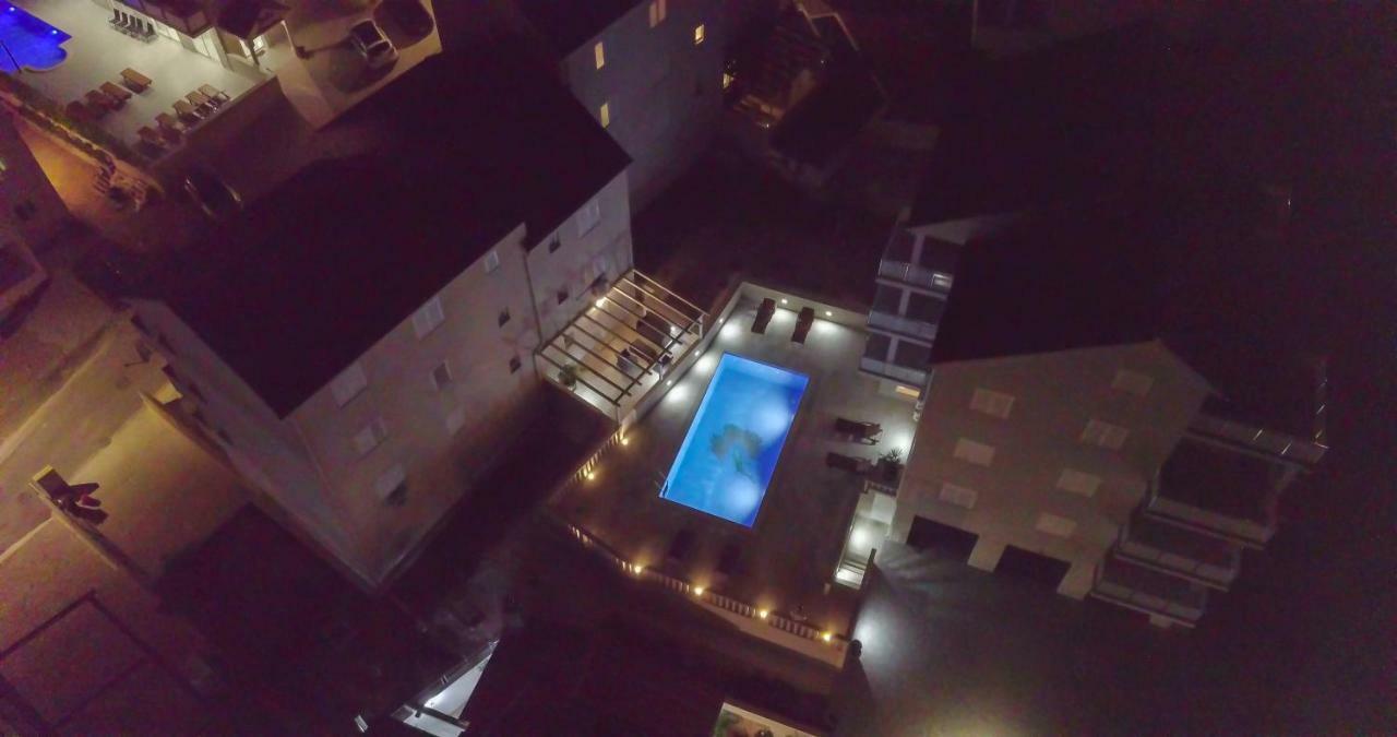 Apartments Sara 2 Μπολ Εξωτερικό φωτογραφία