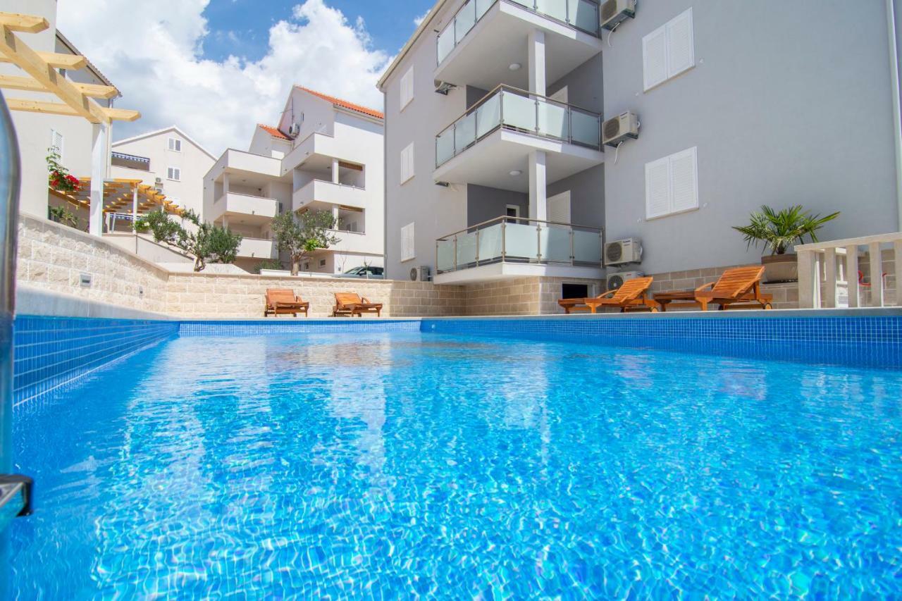 Apartments Sara 2 Μπολ Εξωτερικό φωτογραφία