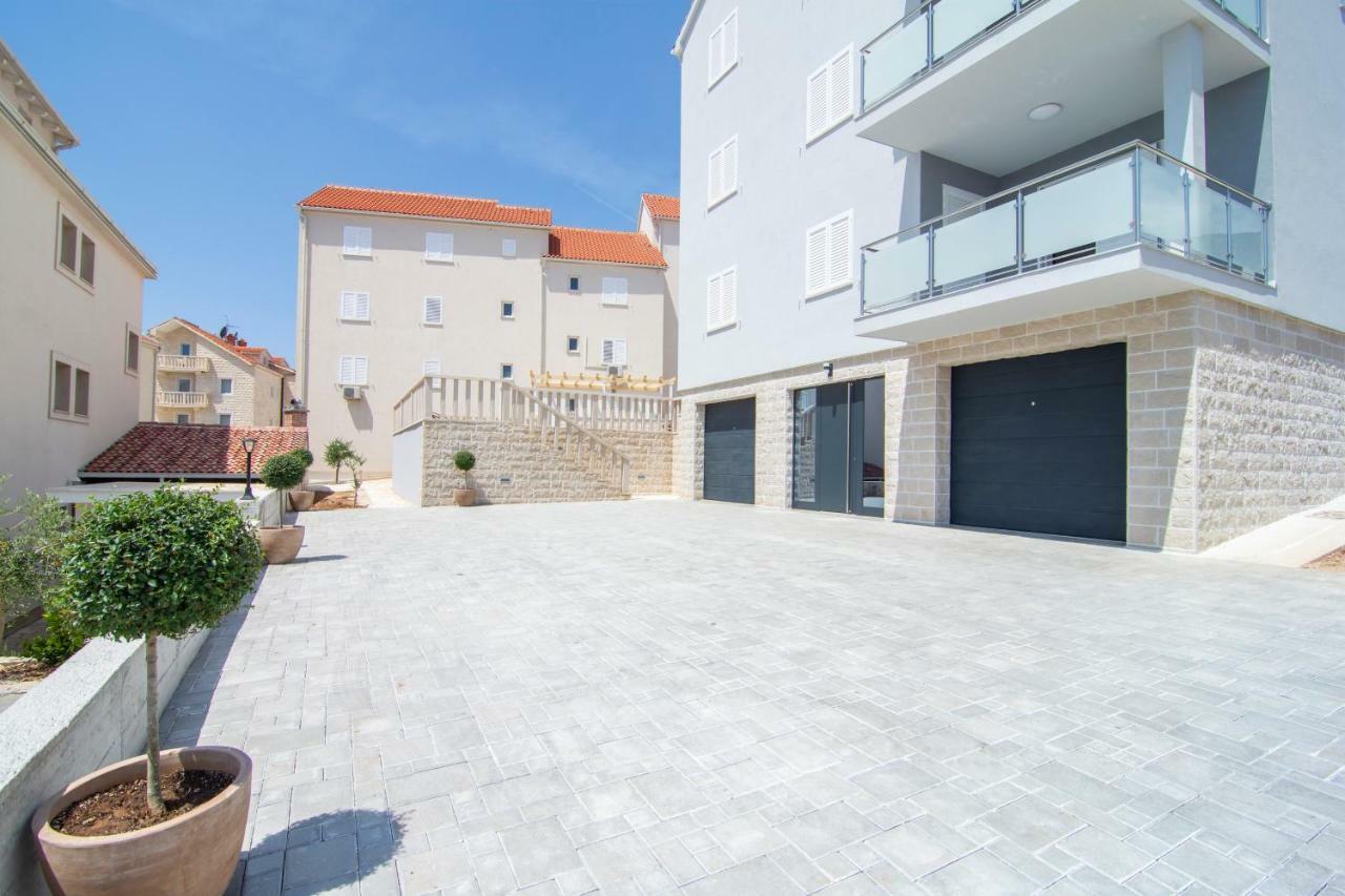Apartments Sara 2 Μπολ Εξωτερικό φωτογραφία